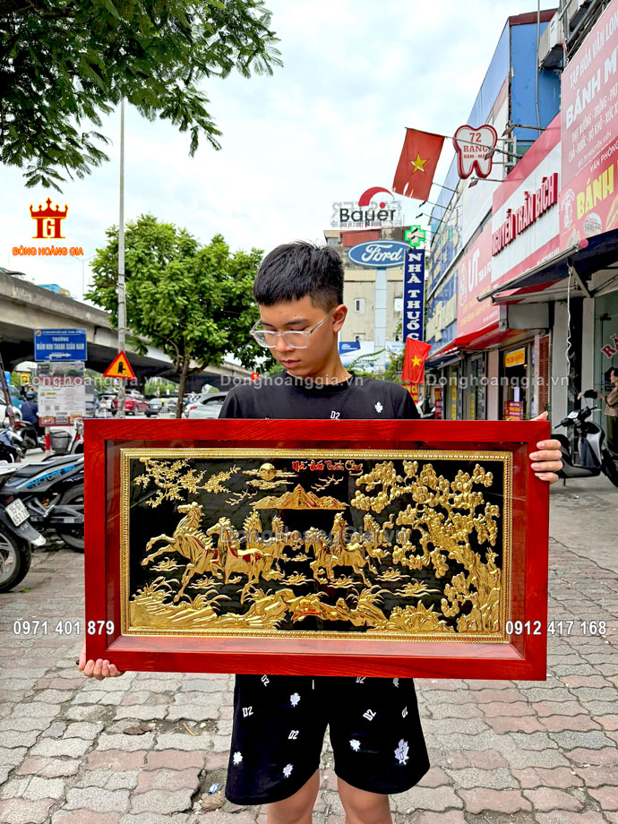 Tranh mã đáo thành công mạ vàng 24K là dòng tranh đồng cao cấp nhất